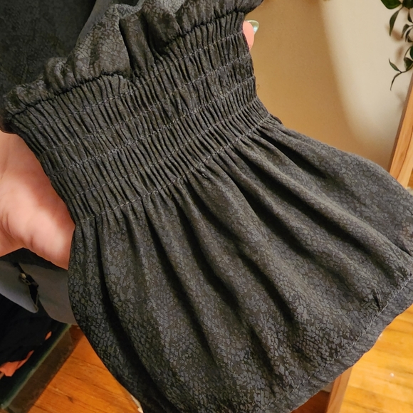 A New Day dark grey blouse with subtle snake pattern - L - Picture 6 of 7